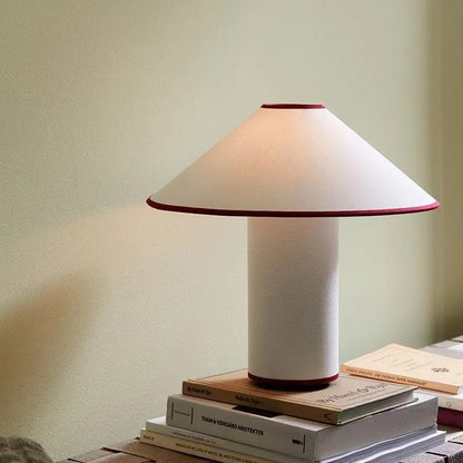 DESIGNERSKA LAMPA STOŁOWA Z TKANINY