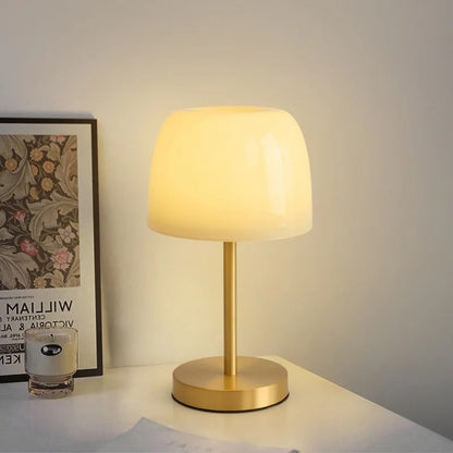 NORDYCKA LAMPA STOŁOWA HIGH-END