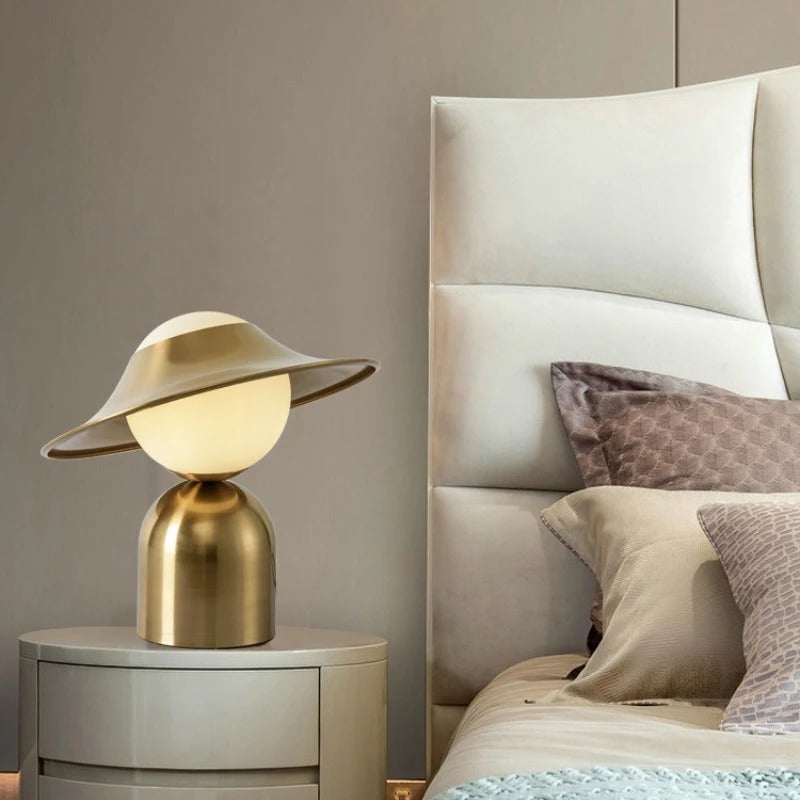 DESIGNERSKA LAMPA PODŁOGOWA „LAVA”