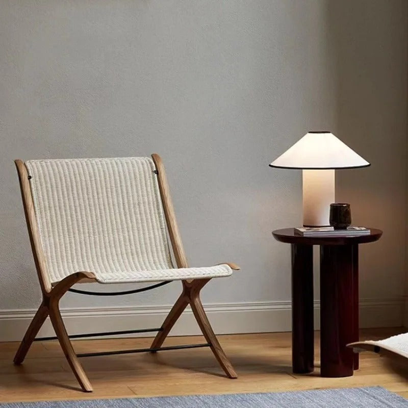 DESIGNERSKA LAMPA STOŁOWA Z TKANINY