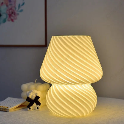 KREATYWNA LAMPA STOŁOWA LED „MUSHROOM”