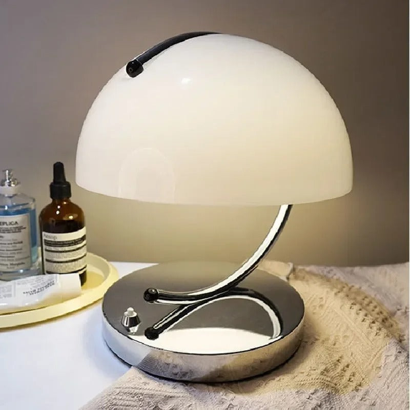 NORDYCKA LAMPA STOŁOWA RETRO