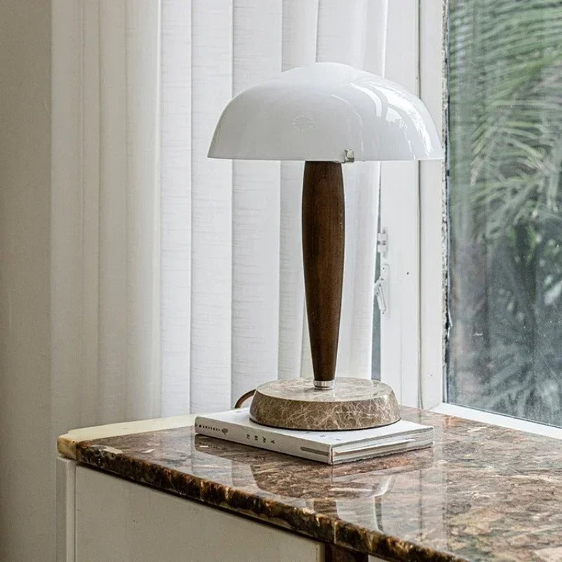 NORDYCKA LAMPA STOŁOWA RETRO