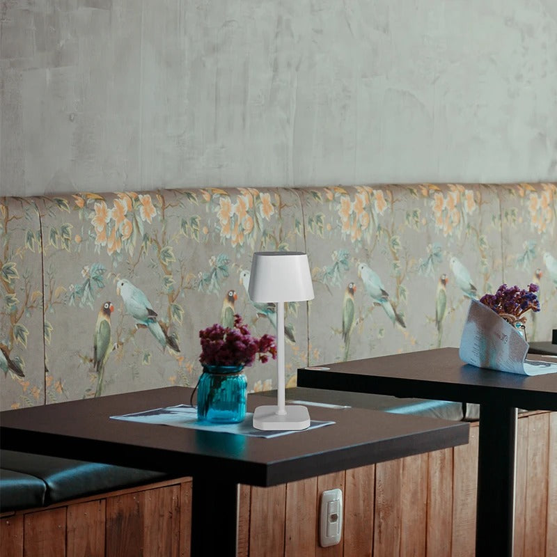 NORDYCKA LAMPA STOŁOWA LED „LATARKA”