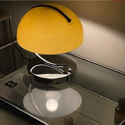 NORDYCKA LAMPA STOŁOWA RETRO